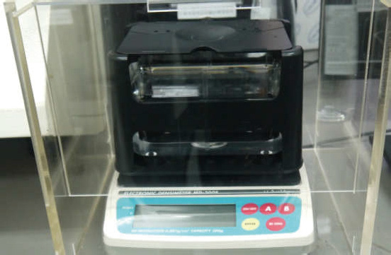 Specific gravity test equipment